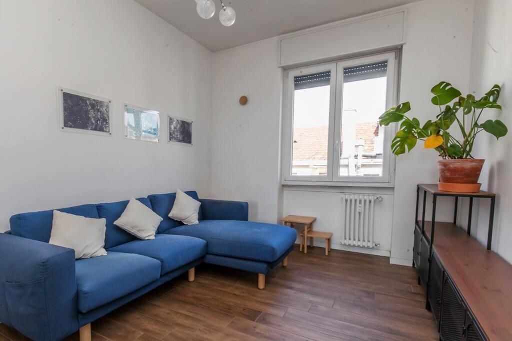 Bocconi And Navigli Apartment Мілан Екстер'єр фото